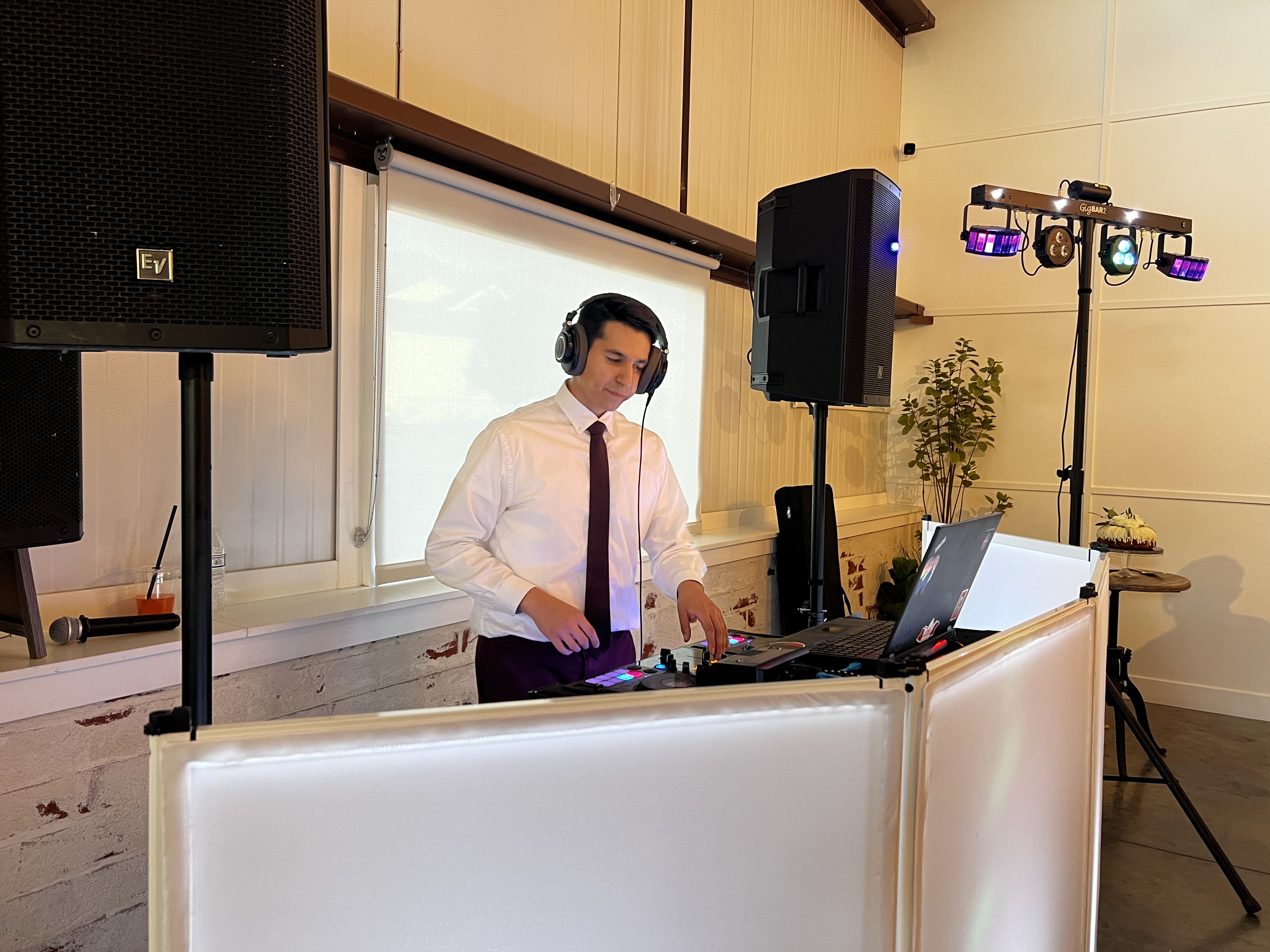 Utah wedding reception photo featuring DJ Blator entertainment